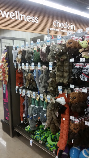Pet Supply Store «Petco Animal Supplies», reviews and photos, 6885 Southland Dr, Middleburg Heights, OH 44130, USA