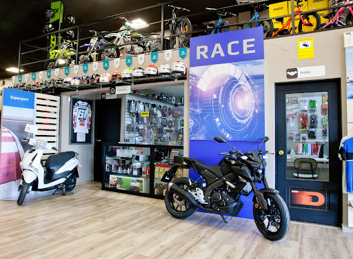 Moto Off Road /Punto de venta Oficial Yamaha en Badajoz. Servicio Oficial Honda, Kawasaki y Piaggio en Don Benito, Badajoz