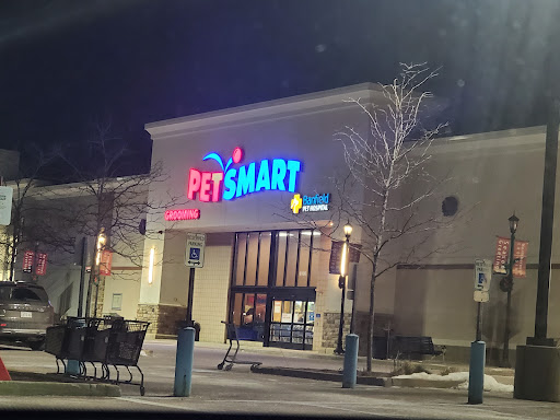Pet Supply Store «PetSmart», reviews and photos, 6106 Shops Way, Northborough, MA 01532, USA