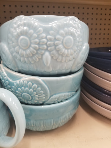 Discount Store «Big Lots», reviews and photos, 16100 E 10 Mile Rd, Eastpointe, MI 48021, USA