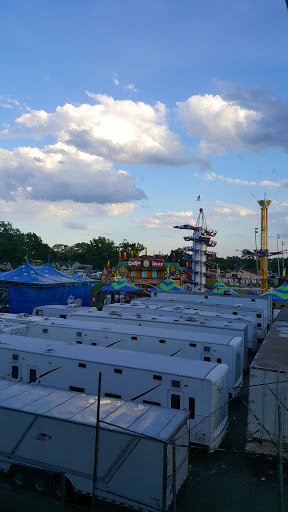 Community Center «Hazel Park Community Center», reviews and photos, 620 W Woodward Heights Blvd, Hazel Park, MI 48030, USA