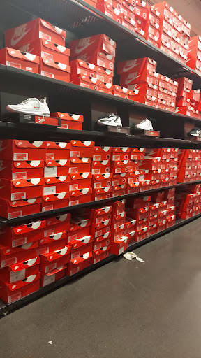 Clothing Store «Nike Factory Store», reviews and photos, 11401 NW 12th St #224, Miami, FL 33172, USA