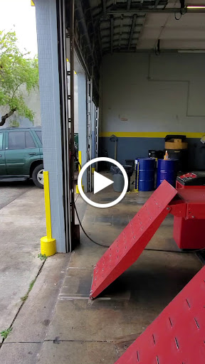 Tire Shop «Goodyear Auto Service Center», reviews and photos, 3690 Bird Rd, Coral Gables, FL 33133, USA