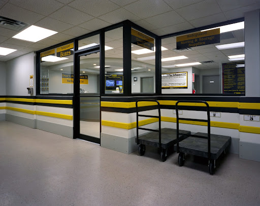 Self-Storage Facility «Safeguard Self Storage», reviews and photos, 115 New Hyde Park Rd, New Hyde Park, NY 11040, USA