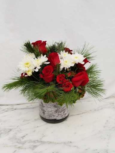 Garden Center «West End Florist & Garden Center», reviews and photos, 3800 Old Glenview Rd, Evanston, IL 60201, USA