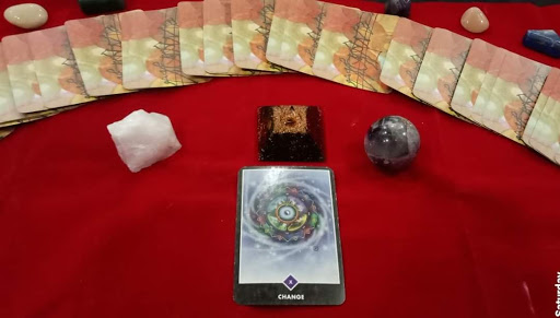 Best Tarot Card Reader, Healer, Reiki Expert & Astrologer Shruti Bhutani