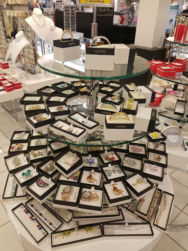 Department Store «Belk», reviews and photos, 1704 N Dixie Hwy, Elizabethtown, KY 42701, USA