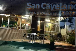Pizzería San Cayetano image