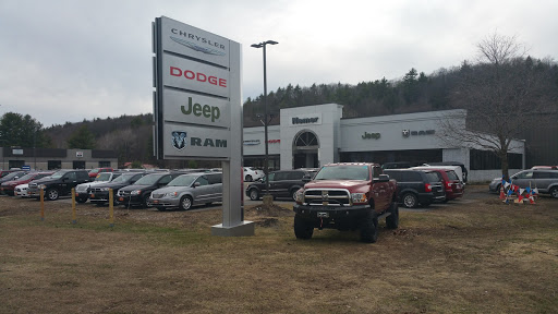 Jeep Dealer «Nemer Chrysler Jeep Dodge Ram of Saratoga», reviews and photos, 617 Maple Ave, Saratoga Springs, NY 12866, USA