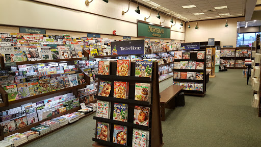 Book Store «Barnes & Noble», reviews and photos, 4325 24th Ave, Fort Gratiot Twp, MI 48059, USA