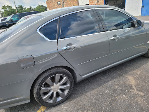 Auto Body Shop «Maaco Collision Repair & Auto Painting», reviews and photos, 14739 Greenwood Ave, Dolton, IL 60419, USA