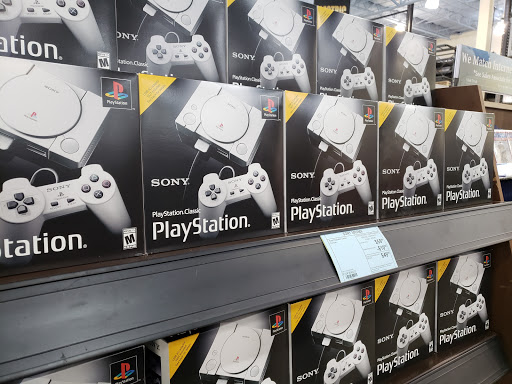 Electronics Store «Frys Electronics», reviews and photos