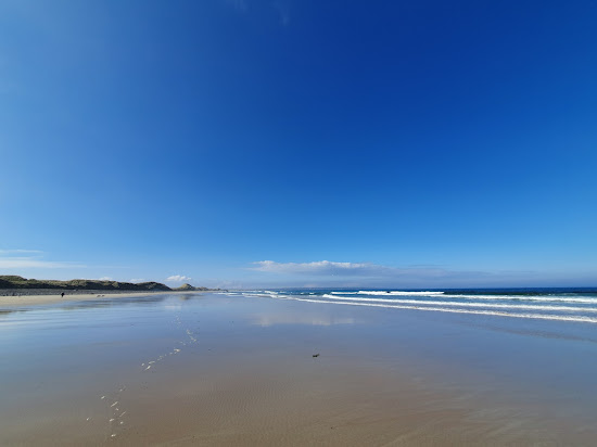 Reiss Sands Beach
