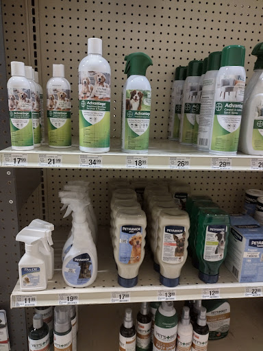 Pet Supply Store «PetSmart», reviews and photos, 865 Colusa Ave, Yuba City, CA 95991, USA