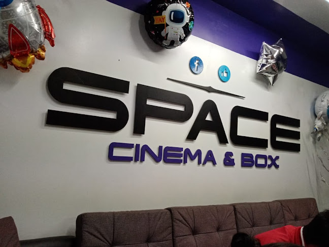 Opiniones de SPACE CINEMA & BOX en Huaraz - Cine