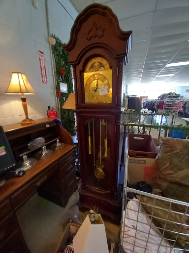 Thrift Store «Salvation Army Thrift Store», reviews and photos, 2801 Norwich St, Brunswick, GA 31520, USA