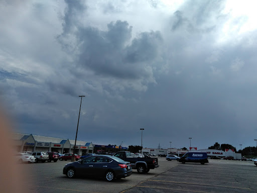 Supermarket «Giant Eagle Supermarket», reviews and photos, 1800 McKees Rocks Rd, McKees Rocks, PA 15136, USA