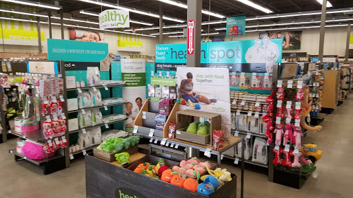 Pet Supply Store «Petco Animal Supplies», reviews and photos, 1011 University Blvd #100, Suffolk, VA 23435, USA