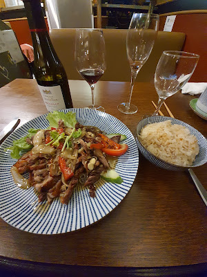 Cô Tư à Paris