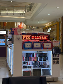 Fix Phone International Plaza Mall - Photo 4 - Car repair in Tampa, FL, St. Petersburg