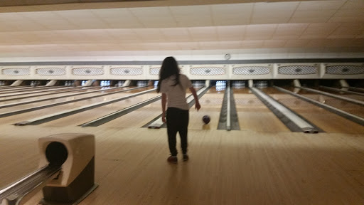 Bowling Alley «Seventy-Seven Colonial Lanes», reviews and photos, 5445 Whipple Ave NW, North Canton, OH 44720, USA
