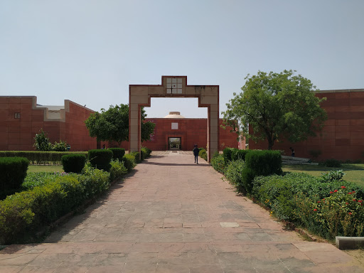 कला विश्वविद्यालय जयपुर