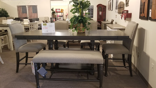 Shopping Mall «New London Plaza Shopping Center», reviews and photos, 2296 Henry Clower Blvd SW, Snellville, GA 30078, USA