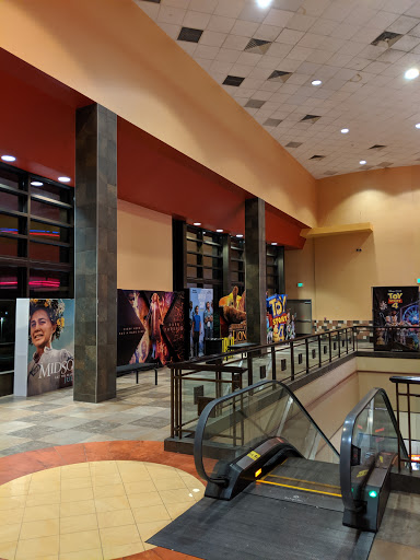 Movie Theater «Regal Cinemas Colonie Center 13 & RPX», reviews and photos, 131 Colonie Center, Albany, NY 12205, USA