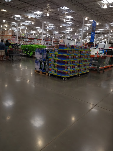 Warehouse store «Costco Wholesale», reviews and photos, 24008 Woodinville Snohomish Rd, Woodinville, WA 98072, USA