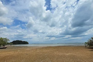 Railay East Walking Alley image