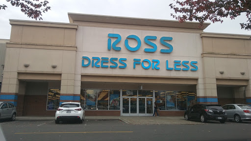 Clothing Store «Ross Dress for Less», reviews and photos, 5820 Lakewood Towne Center Blvd SW, Lakewood, WA 98499, USA