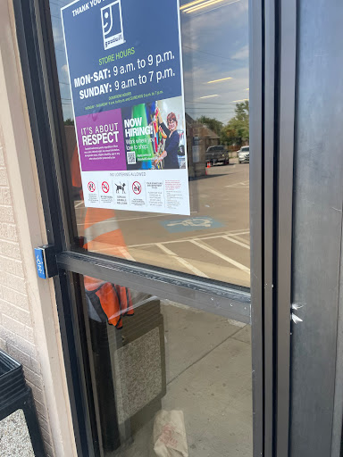 Thrift Store «Goodwill Englewood», reviews and photos, 4160 S Broadway, Englewood, CO 80113, USA