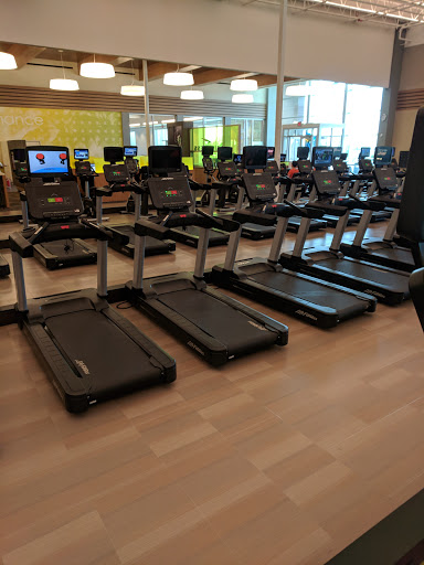 Gym «LA Fitness», reviews and photos, 1402 SE Everett Mall Way STE 138, Everett, WA 98208, USA