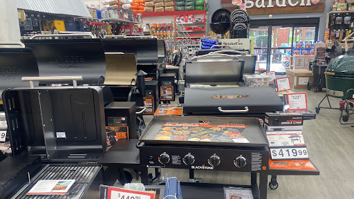 Hardware Store «Oakwood Ace Hardware», reviews and photos, 3446 Winder Hwy, Flowery Branch, GA 30542, USA