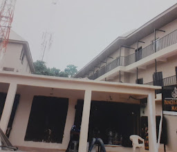 Princess and David Mall photo