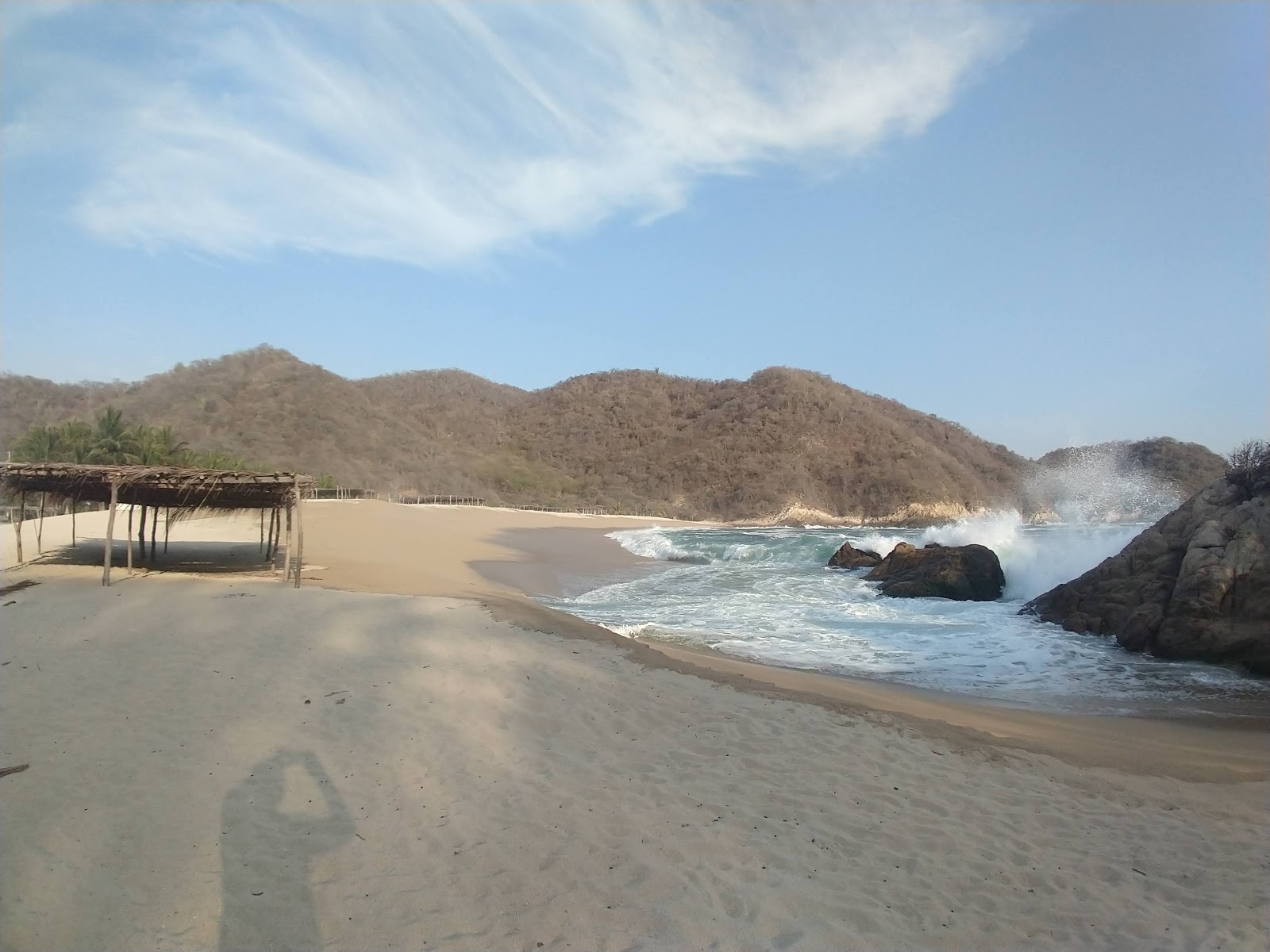 Playa Carisitos的照片 带有小海湾