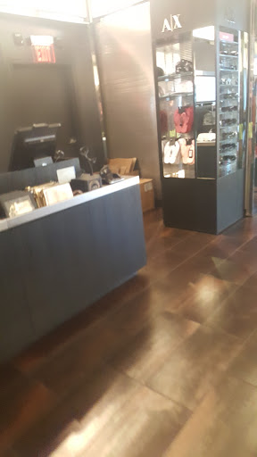 Clothing Store «A/X Armani Exchange», reviews and photos, 760 Collins Ave, Miami Beach, FL 33139, USA