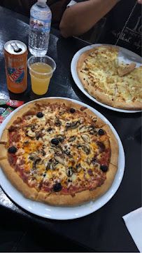 Plats et boissons du Pizzeria FAMILY PIZZA à Perpignan - n°18