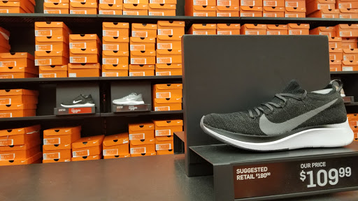 Clothing Store «Nike Factory Store», reviews and photos, 4760 Baldwin Rd M125, Auburn Hills, MI 48326, USA