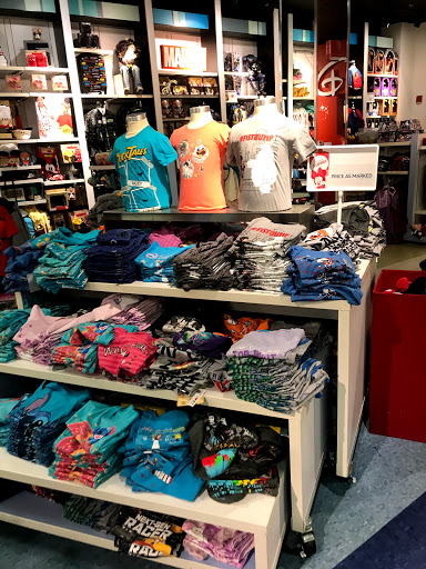 Toy Store «Disney Store», reviews and photos, 2701 Bergen Town Center, Paramus, NJ 07652, USA