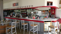 Atmosphère du Bistro Le Café Du Donjon à Pons - n°10