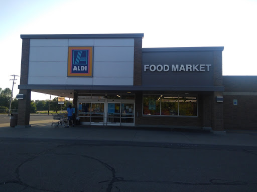 Supermarket «ALDI», reviews and photos, 619 Main St, Johnson City, NY 13790, USA