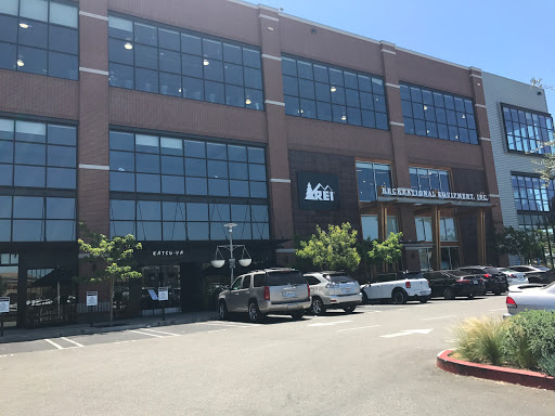 Camping Store «REI», reviews and photos, 6220 Topanga Canyon Blvd, Woodland Hills, CA 91367, USA
