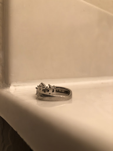 Jewelry Store «Cellini Design Jewelers», reviews and photos, 464 Boston Post Rd, Orange, CT 06477, USA