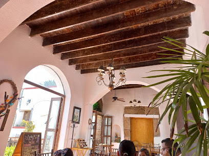 Restaurante Las Parras de Santa Maria - Teodoro Cayuso 12, Zona Centro, 27980 Parras de la Fuente, Coah., Mexico