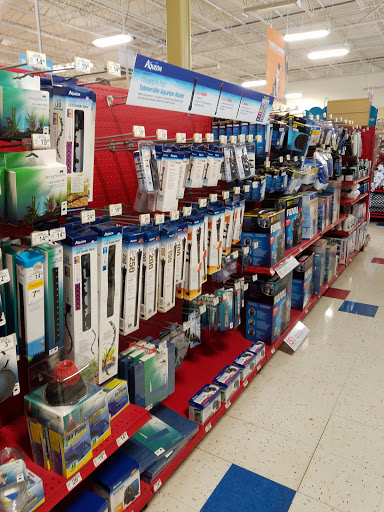 Pet Supply Store «Petco», reviews and photos, 149 Gravois Bluffs Plaza Dr, Fenton, MO 63026, USA