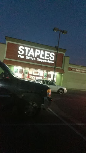 Staples, 3650 Long Beach Rd, Oceanside, NY 11572, USA, 