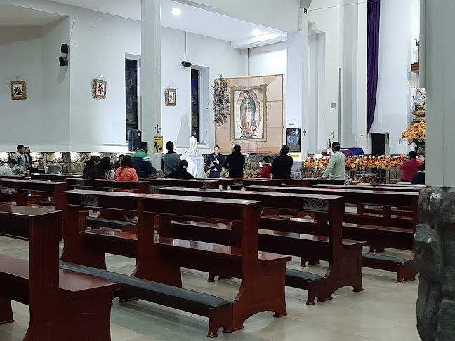 Horarios de Iglesia Católica Matriz "San Francisco" - Guayllabamba