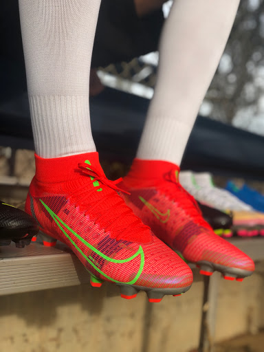 Sporting Goods Store «Niky’s Sports», reviews and photos, 3537 Tweedy Blvd, South Gate, CA 90280, USA