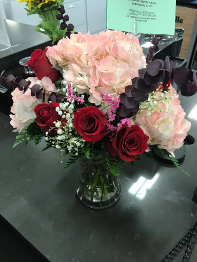 Divine Designs Floral & Tropicals, 208 Oakfield Dr, Brandon, FL 33511, USA, 